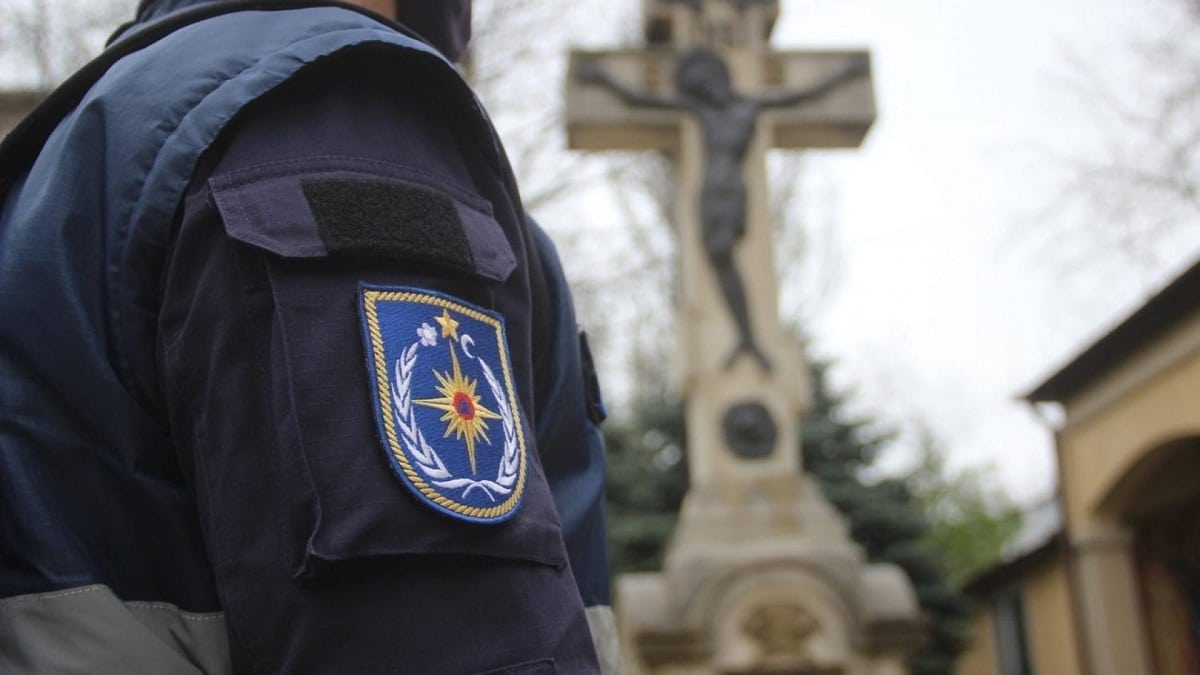 IGSU îndeamnă cetățenii să se protejeze în timpul ploilor puternice: Recomandări detaliate pentru siguranța publică